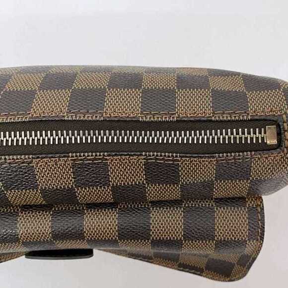 LOUIS VUITTON Brown Damier Shoulder Bag - Picture 9 of 11